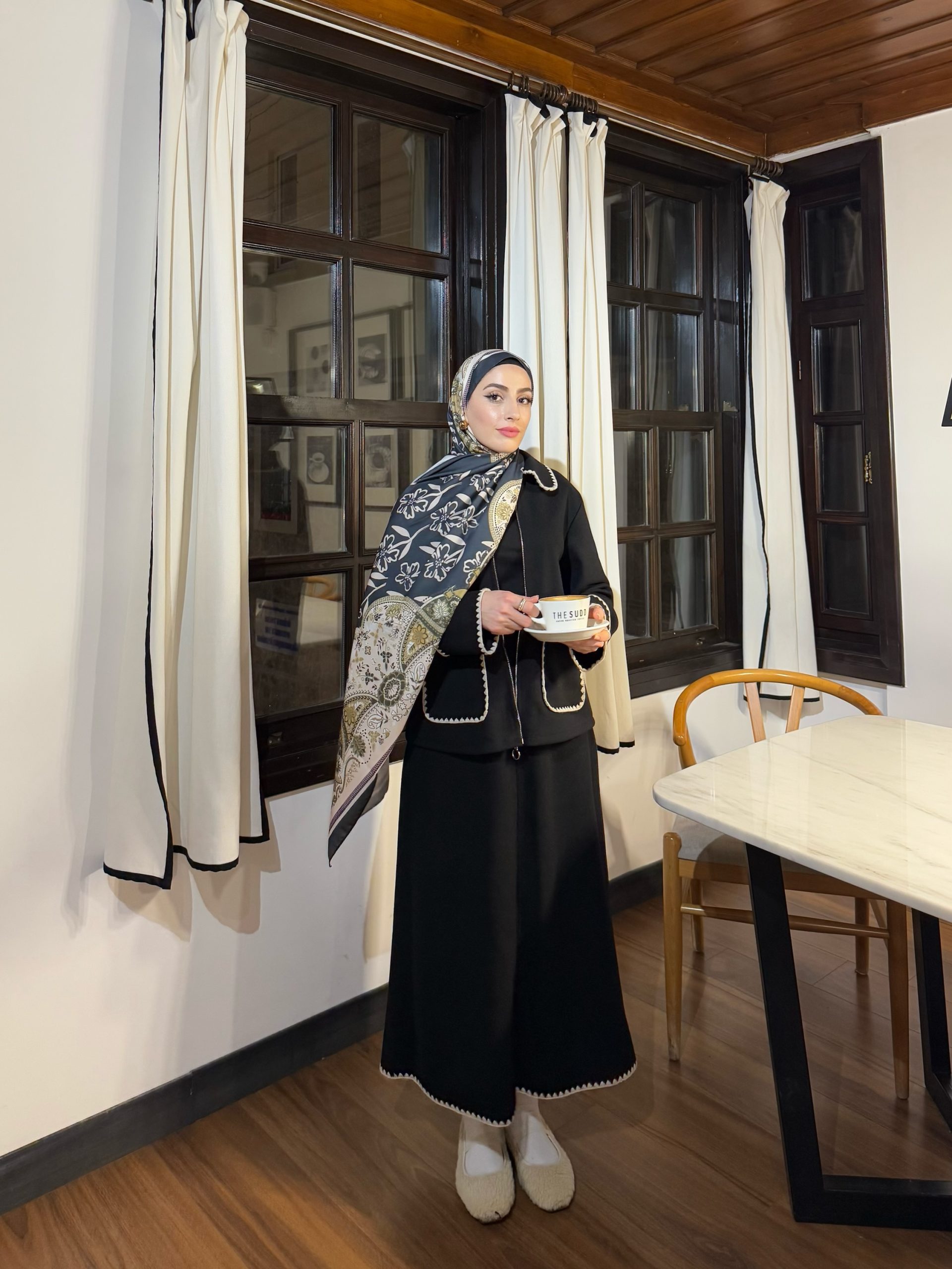 Çoban Dikişli Etekli Takım - Siyah - Görsel 2